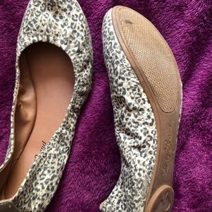 Lucky Brand Shoes - Women’s size 8.5 lucky flats Lucky Brand Shoes - Women’s size 8.5 lucky flats